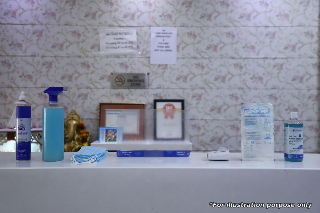 Capital O Hotel Royal Inn Near Gomti Riverfront Park Lucknow Bagian luar foto